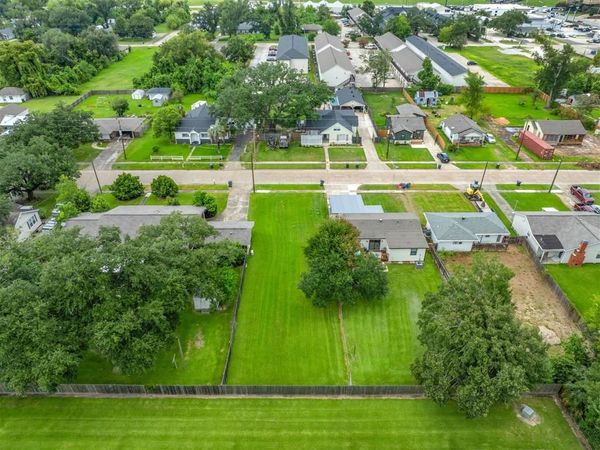 Brundrette St Street, Lake Charles, LA 70605