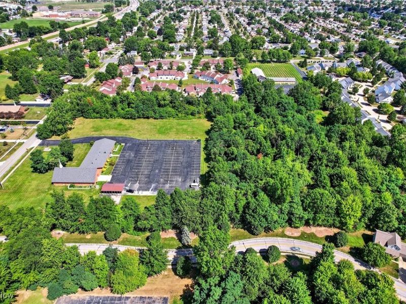 6689 Fry Road, Middleburg Heights, OH 44130 Photo 13