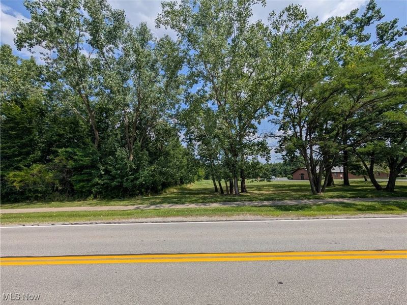 6689 Fry Road, Middleburg Heights, OH 44130 Photo 2