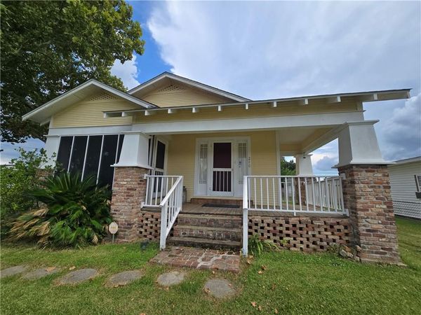 240 CAROLYN Drive, Destrehan, LA 70047