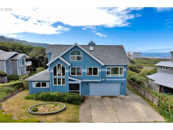 514 LEMWICK LN, Yachats, OR 97498