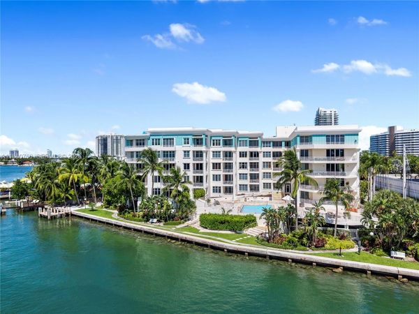 1 Century Ln, Unit 202, Miami Beach, FL 33139