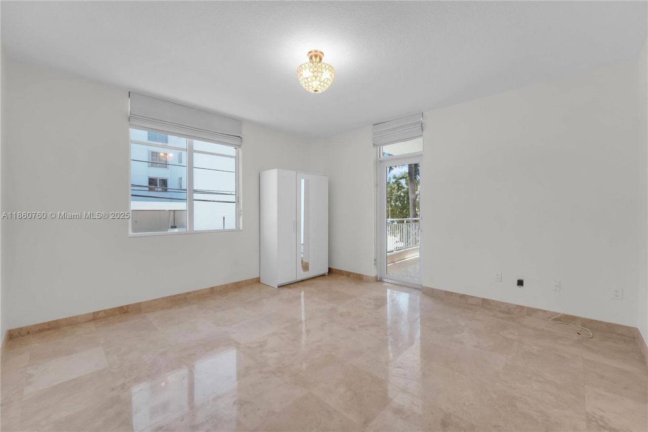 1 Century Ln, Unit 202, Miami Beach, FL 33139 Photo