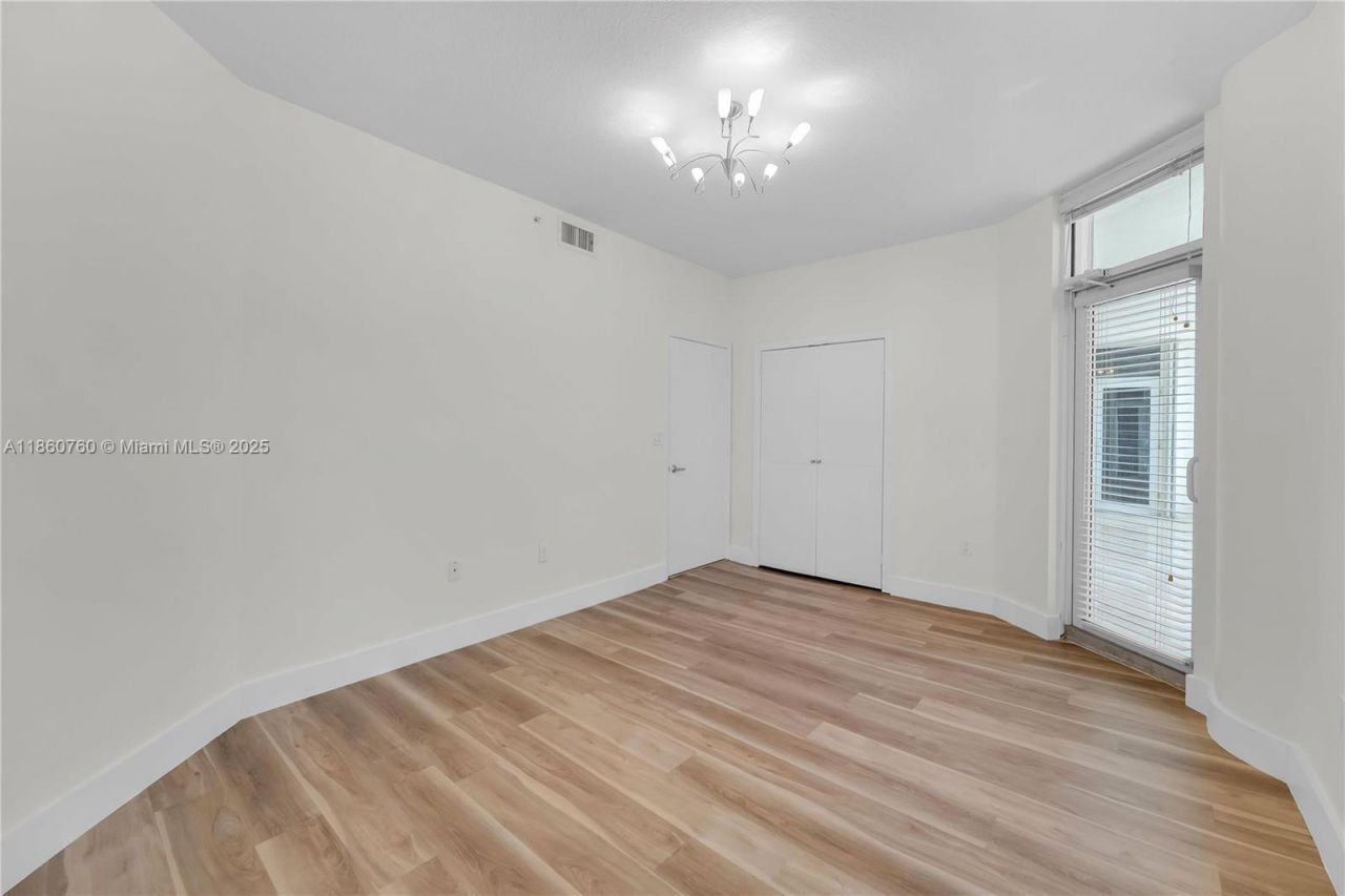 1 Century Ln, Unit 202, Miami Beach, FL 33139 Photo