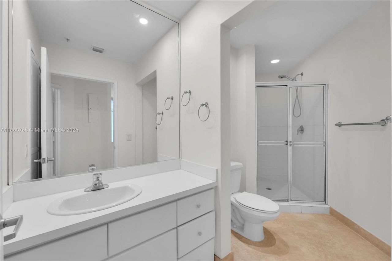 1 Century Ln, Unit 202, Miami Beach, FL 33139 Photo