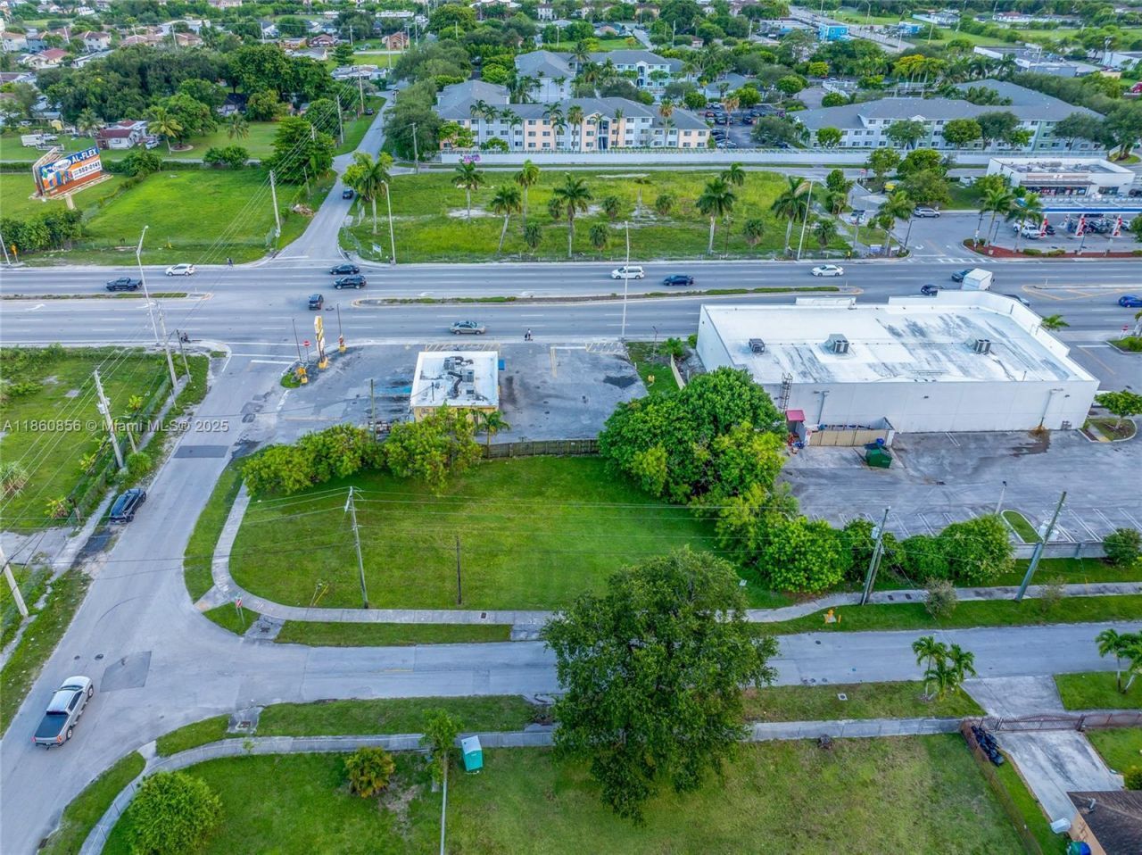 21 Ave, Miami, FL 33147 Photo