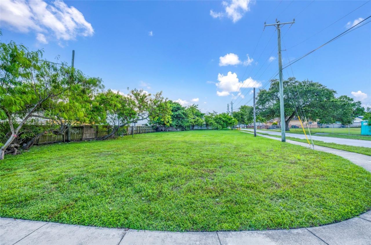 21 Ave, Miami, FL 33147 Photo