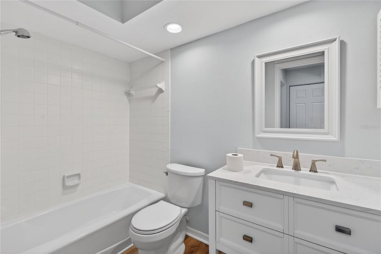 789 Harrington Lake Drive N, Unit 68, Venice, FL 34293 Photo