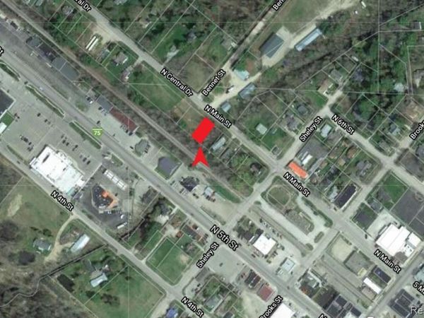 N MAIN Street, Roscommon Vlg, MI 48653