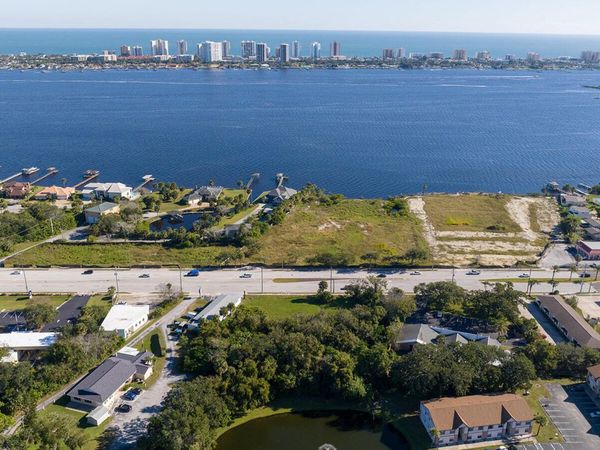 2690 S Ridgewood Avenue, South Daytona, FL 32119