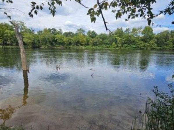 525 County Road 235, Eureka Springs, AR 72632