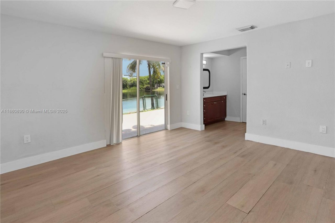 5725 NW 109th Ave, Unit 26, Doral, FL 33178 Photo