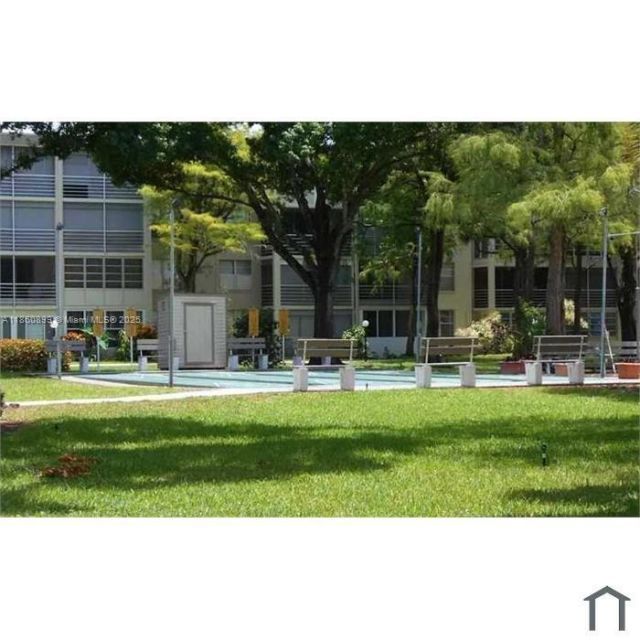 2998 NW 48th Ter, Unit 326, Lauderdale Lakes, FL 33313 Photo