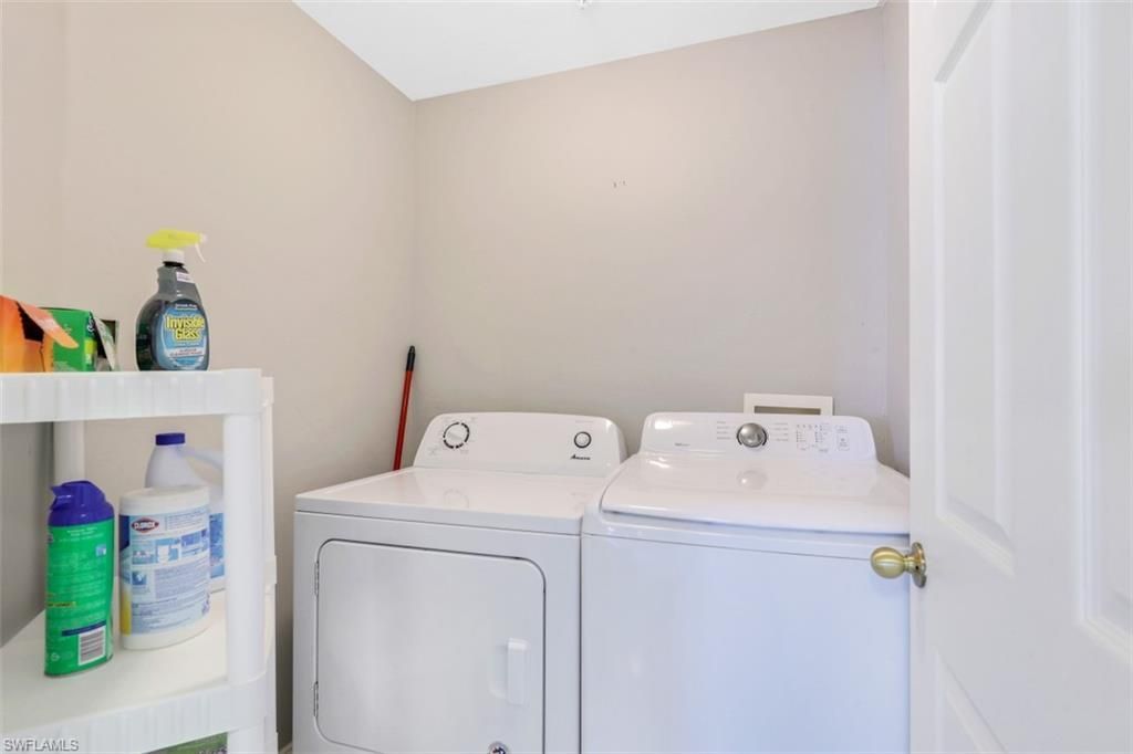 519 Roma Ct, Unit 3-305, Naples, FL 34110 Photo