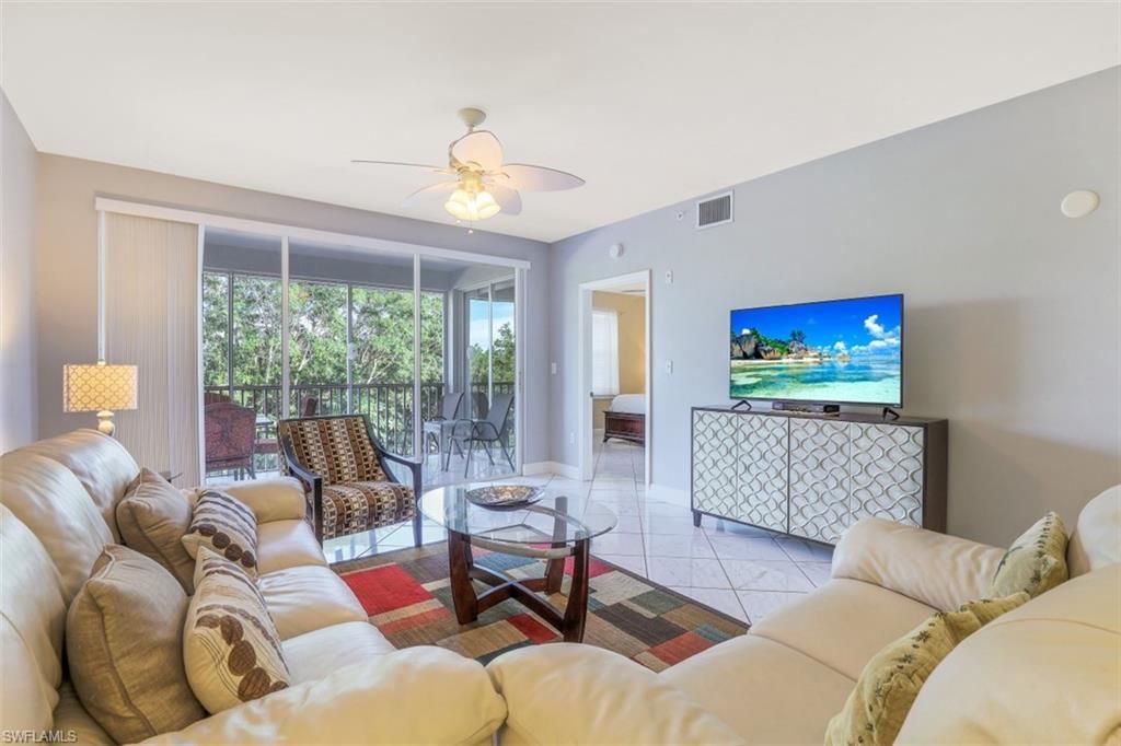 519 Roma Ct, Unit 3-305, Naples, FL 34110 Photo