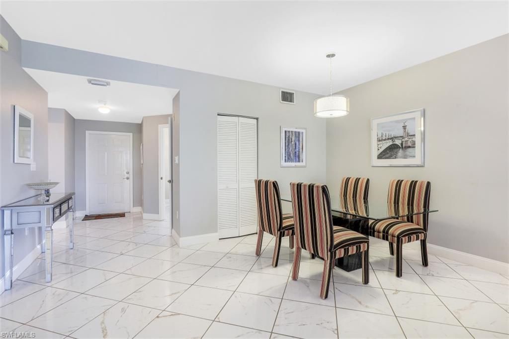 519 Roma Ct, Unit 3-305, Naples, FL 34110 Photo