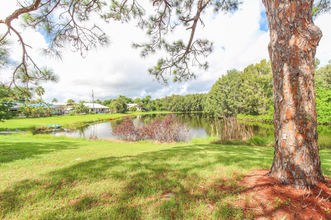 431 NE Julia Court, Jensen Beach, FL 34957 Photo