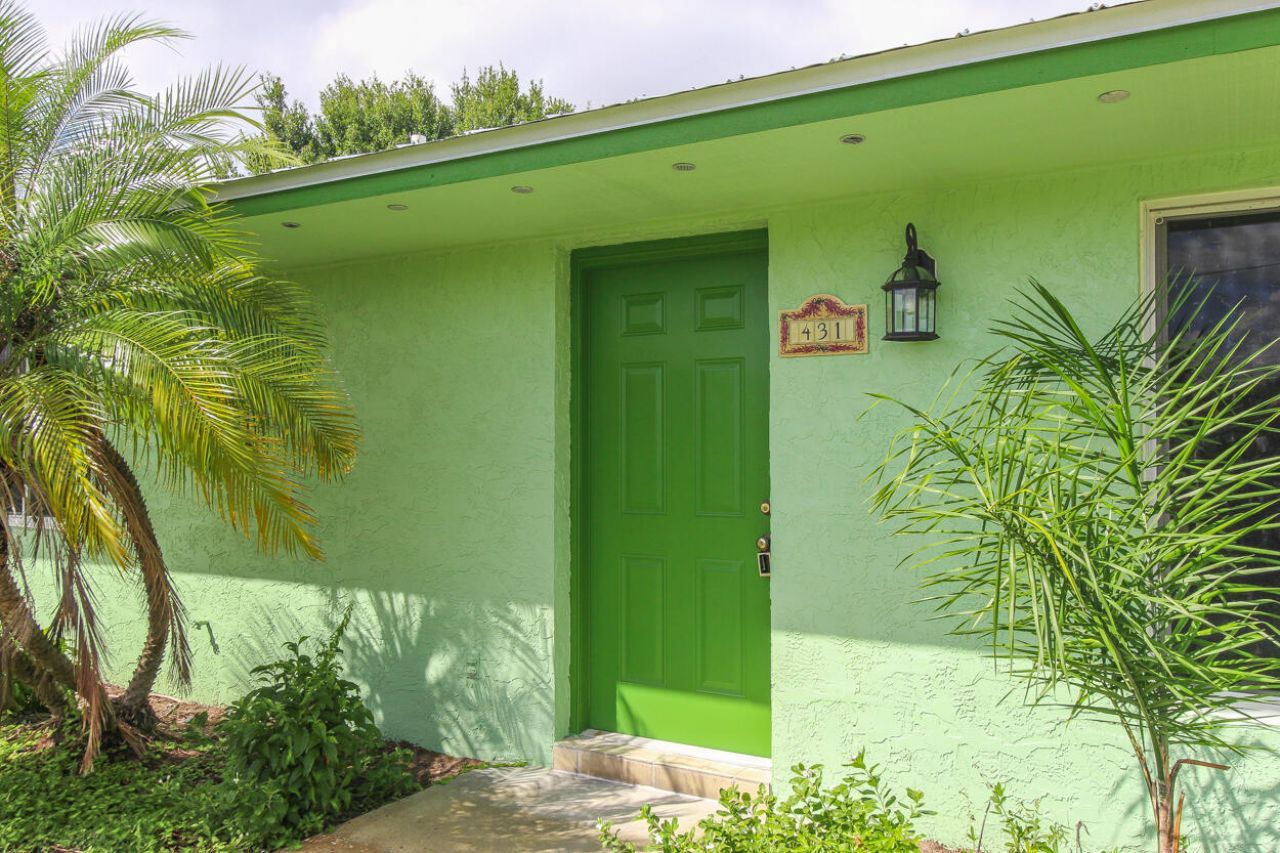 431 NE Julia Court, Jensen Beach, FL 34957 Photo