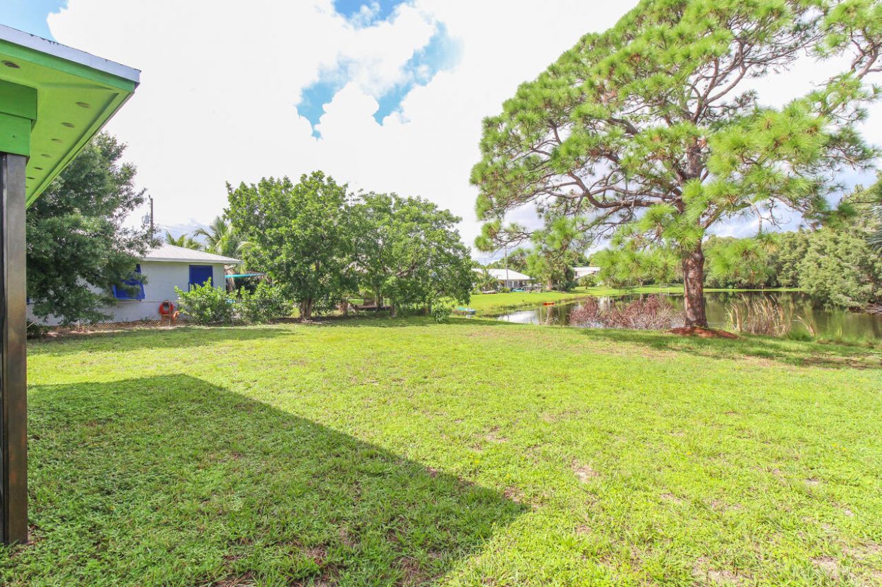 431 NE Julia Court, Jensen Beach, FL 34957 Photo