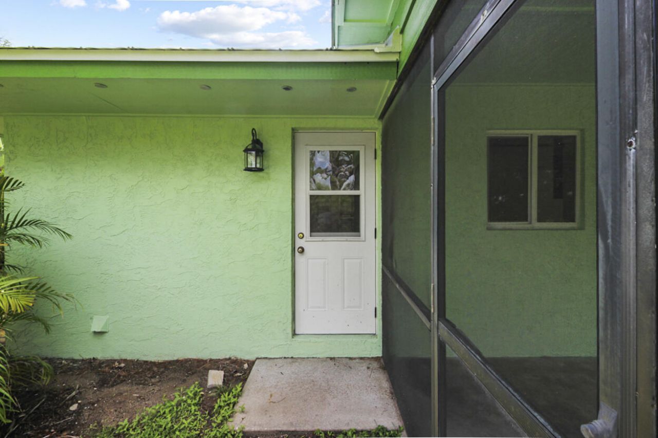 431 NE Julia Court, Jensen Beach, FL 34957 Photo