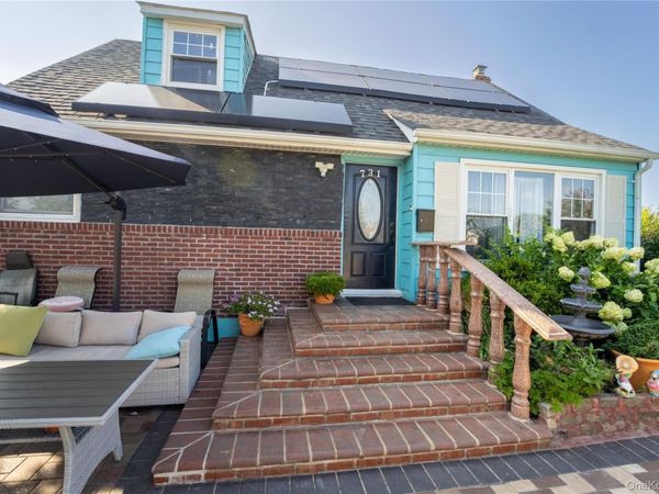 731 Planders Avenue, Uniondale, NY 11553