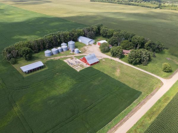 19118 Aspen Avenue, Tracy, MN 56175