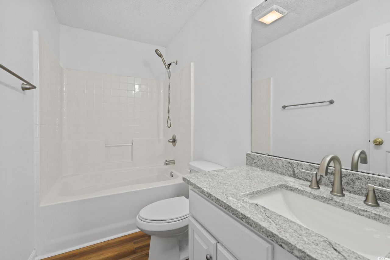 568 Rosedale Dr. Photo 20