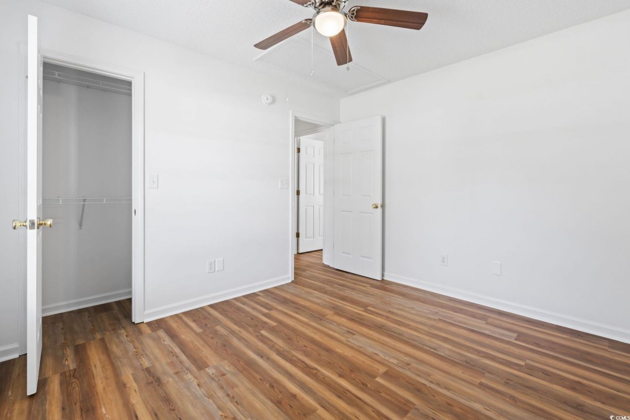 568 Rosedale Dr. Photo 24