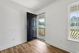 568 Rosedale Dr. photo 4