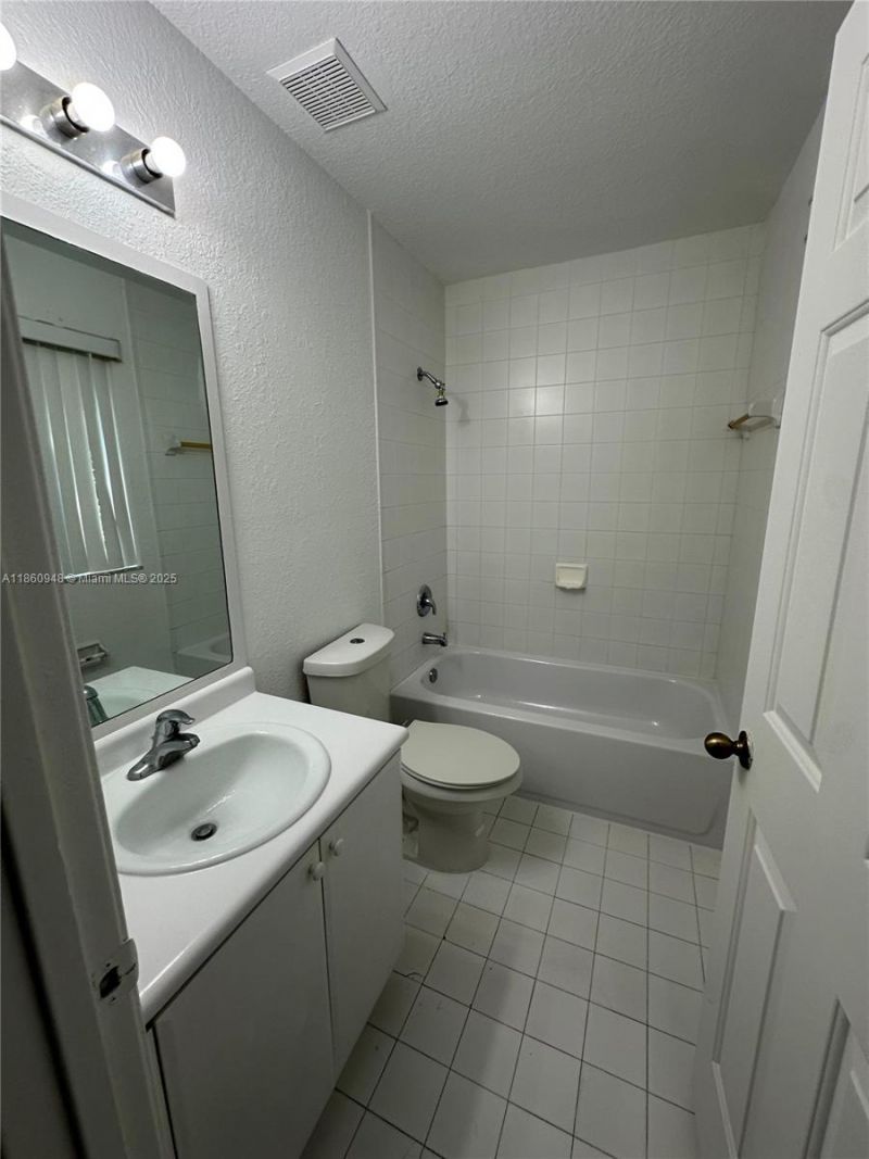 2438 SE 14th Ave, Unit 280, Homestead, FL 33035 Photo
