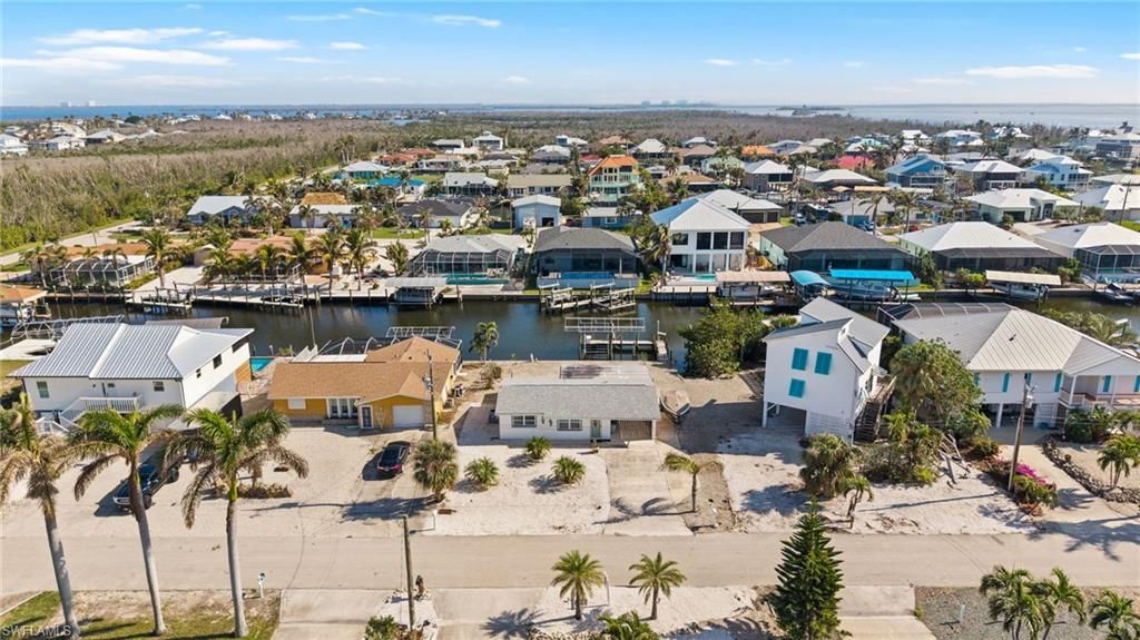 2444 Sycamore St, Saint James City, FL 33956 Photo