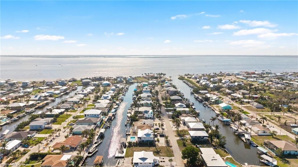 2444 Sycamore St, Saint James City, FL 33956 Photo