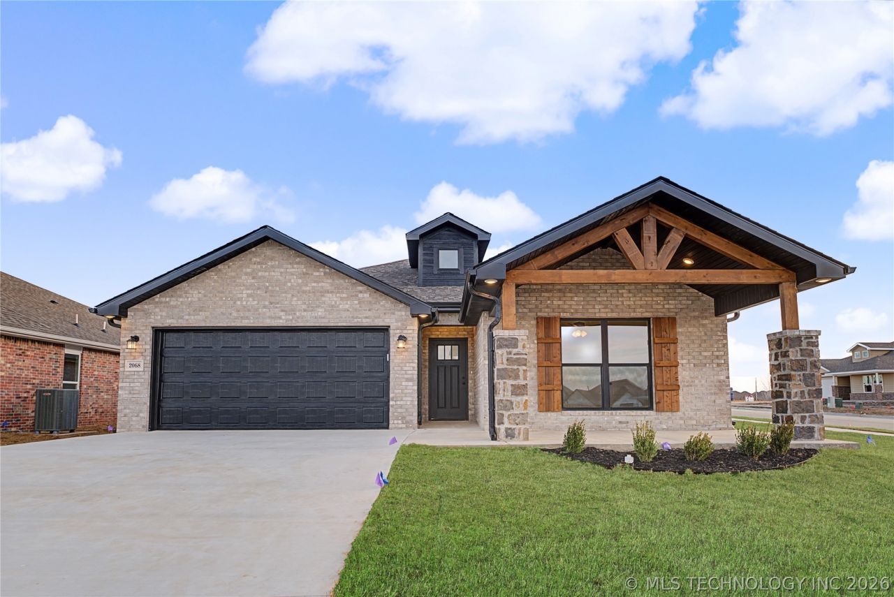 2068 130th Lane S, Jenks, OK 74037 Main Photo