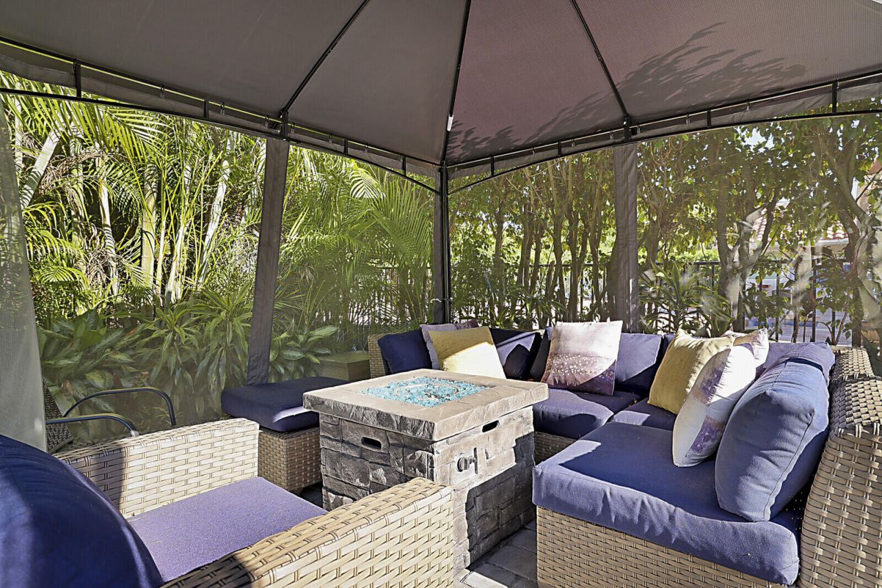 2155 Rabbit Hollowe Circle, Delray Beach, FL 33445 Photo