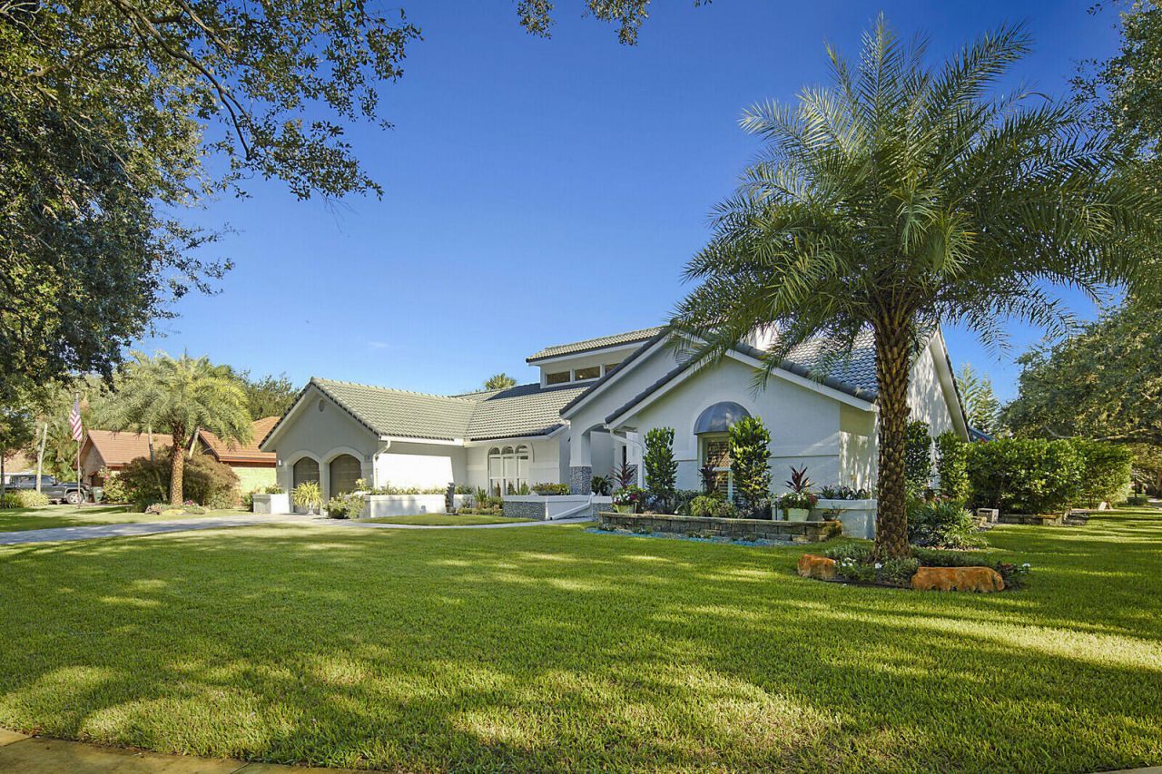 2155 Rabbit Hollowe Circle, Delray Beach, FL 33445 Photo