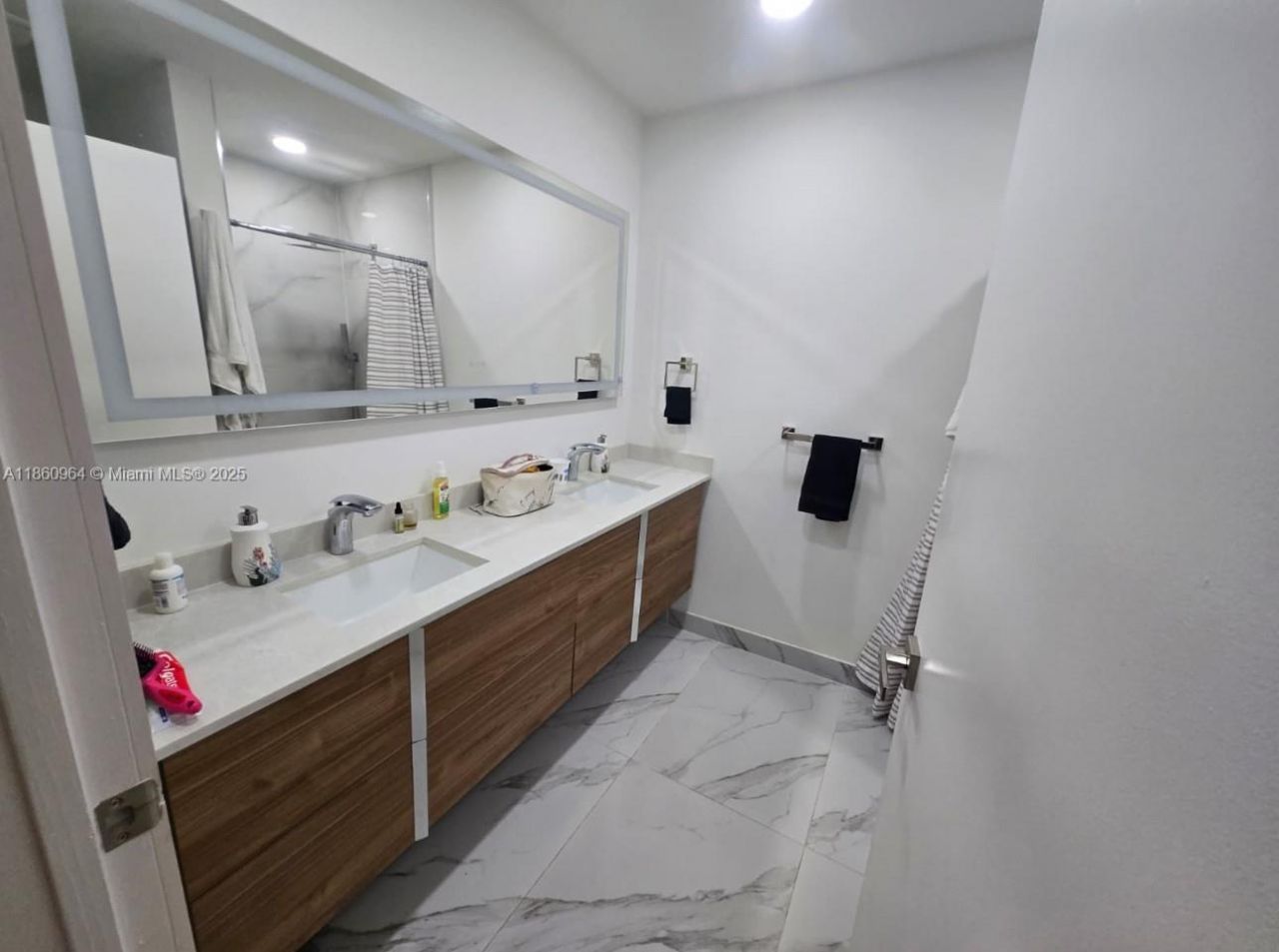 15737 Woodgate Ct, Unit B, Sunrise, FL 33326 Photo