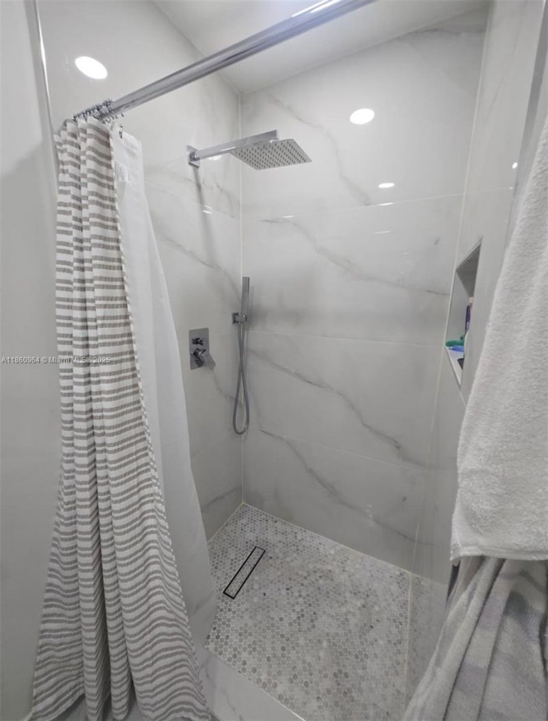 15737 Woodgate Ct, Unit B, Sunrise, FL 33326 Photo