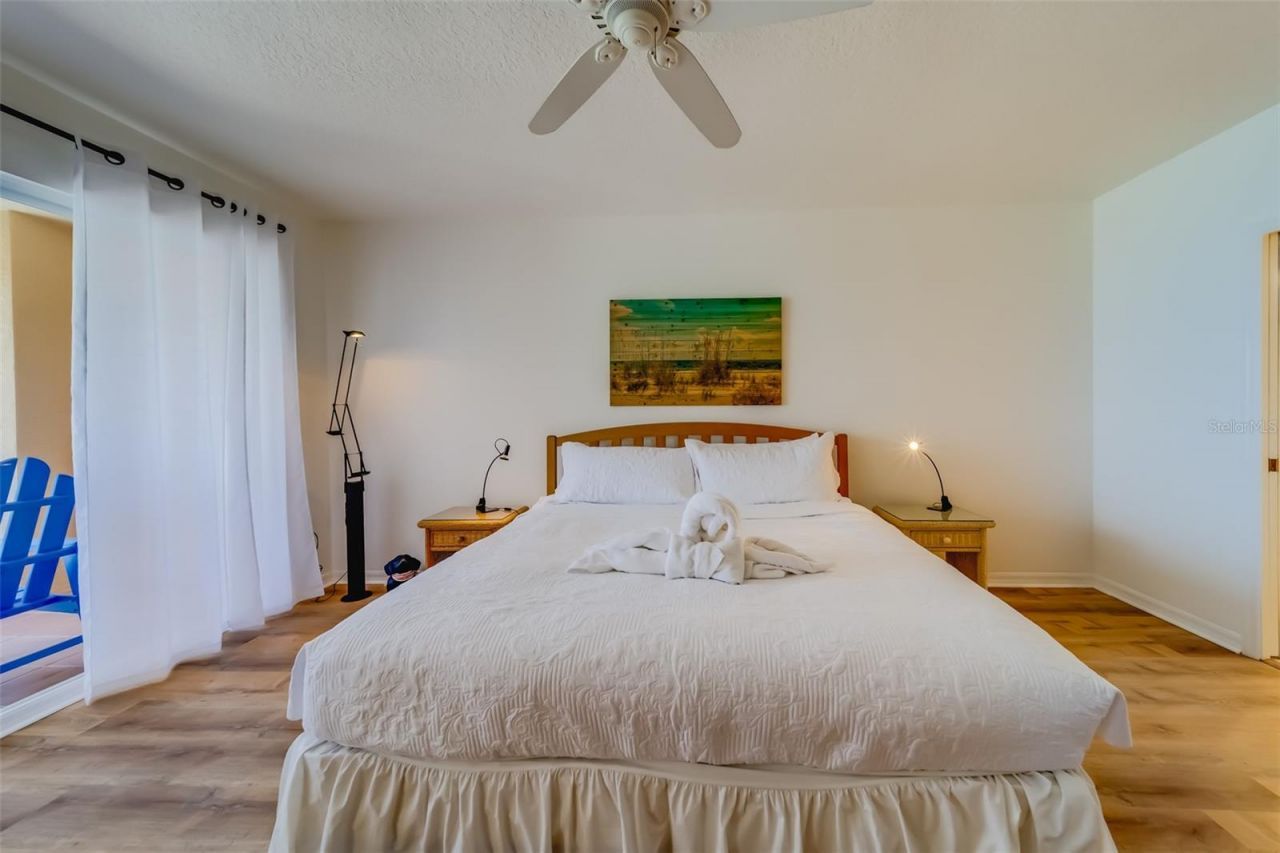 16550 Gulf Boulevard, Unit 643, North Redington Beach, FL 33708 Photo