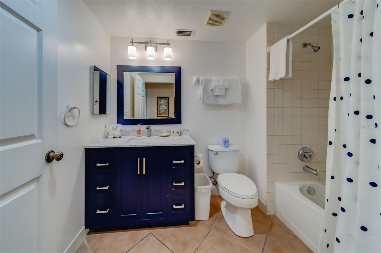 16550 Gulf Boulevard, Unit 643, North Redington Beach, FL 33708 Photo