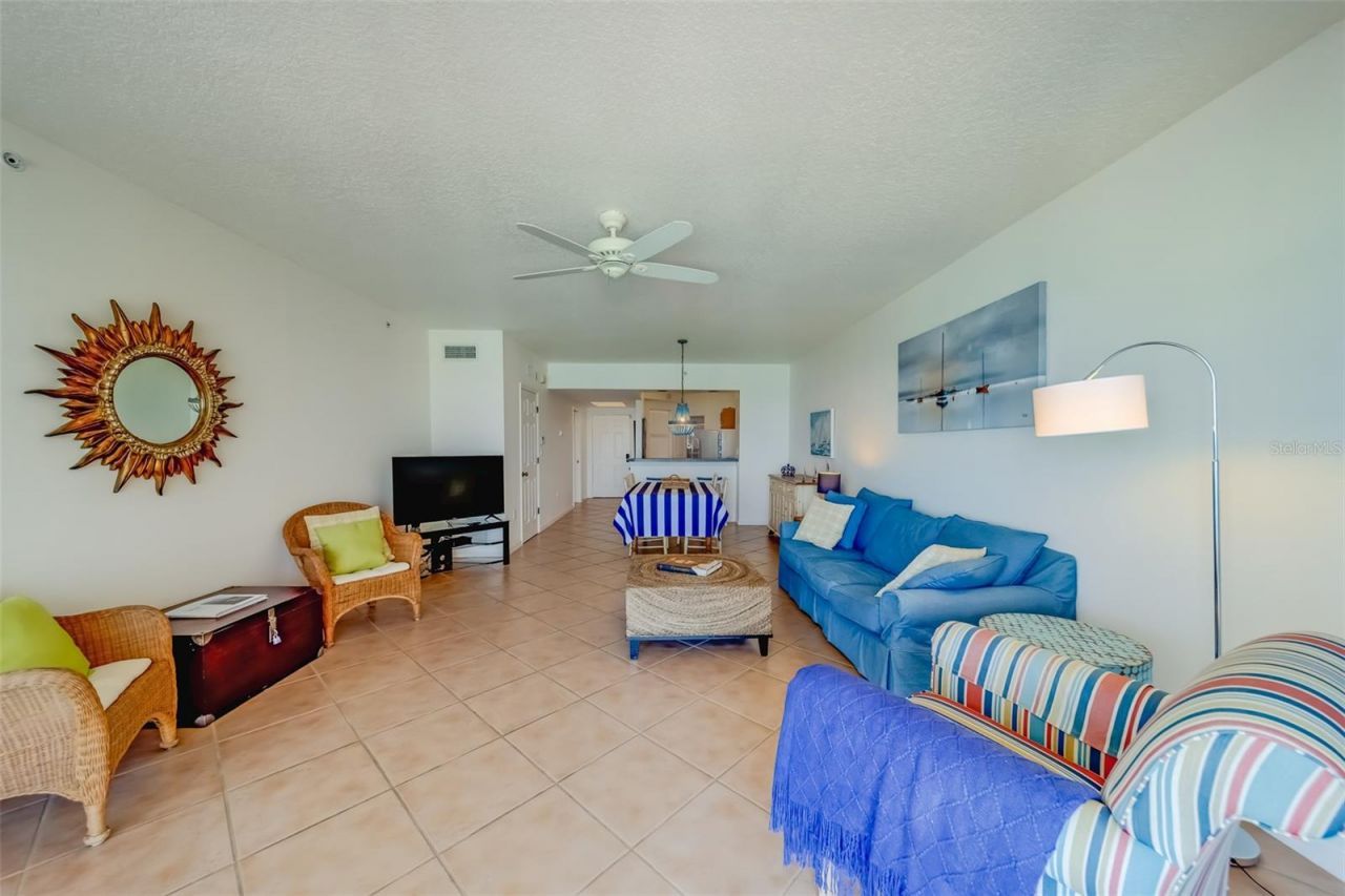 16550 Gulf Boulevard, Unit 643, North Redington Beach, FL 33708 Photo