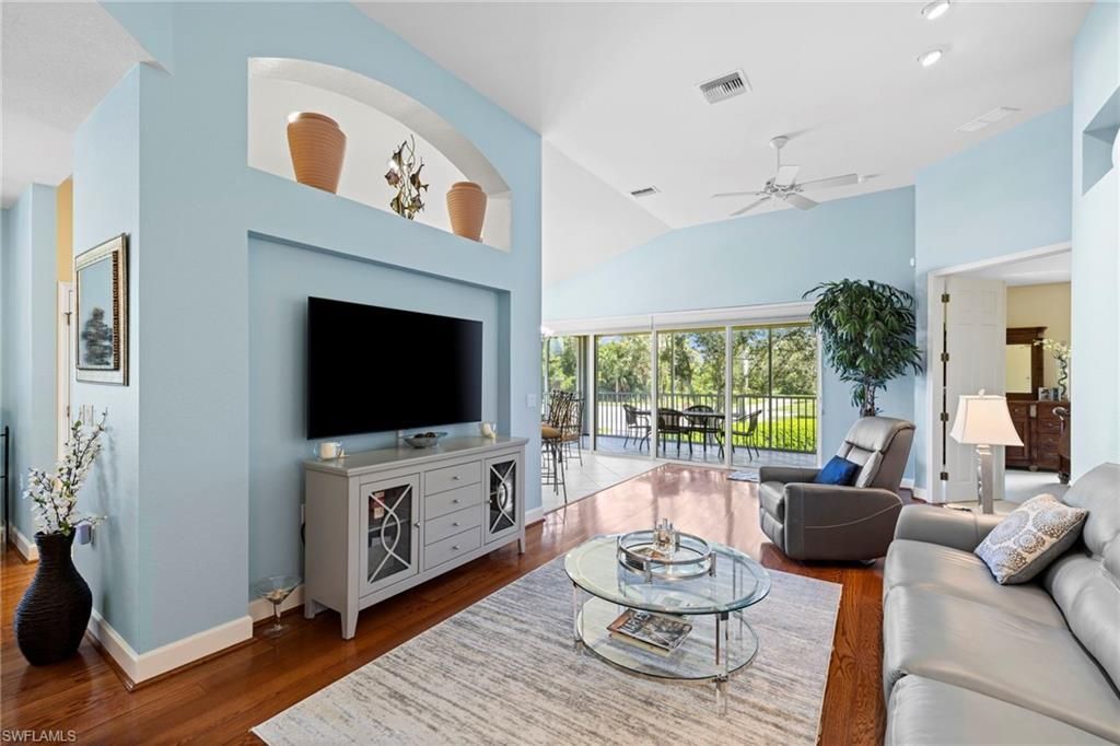 6840 Ascot Dr, Unit 1-201, Naples, FL 34113 Photo