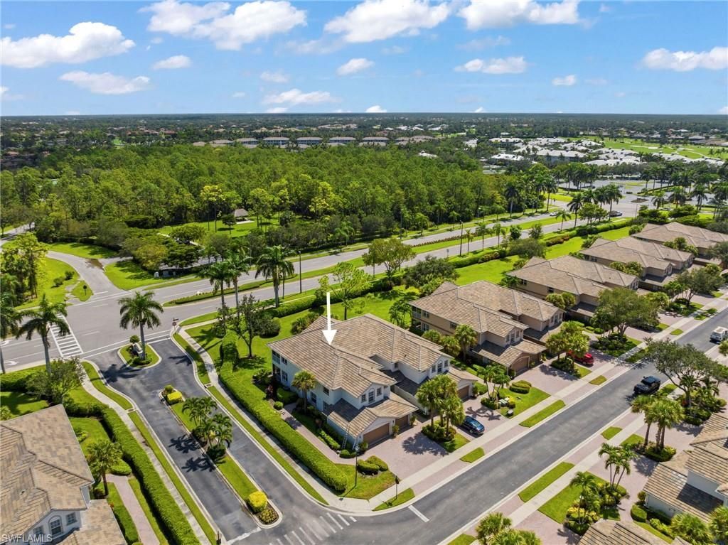 6840 Ascot Dr, Unit 1-201, Naples, FL 34113 Photo