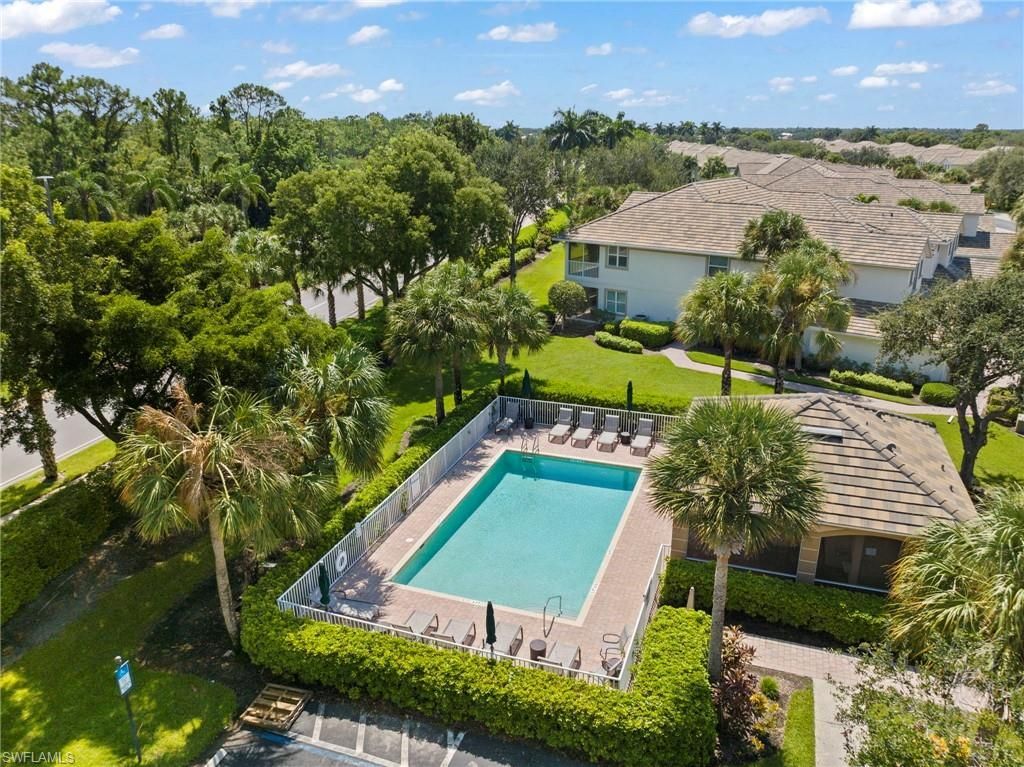 6840 Ascot Dr, Unit 1-201, Naples, FL 34113 Photo