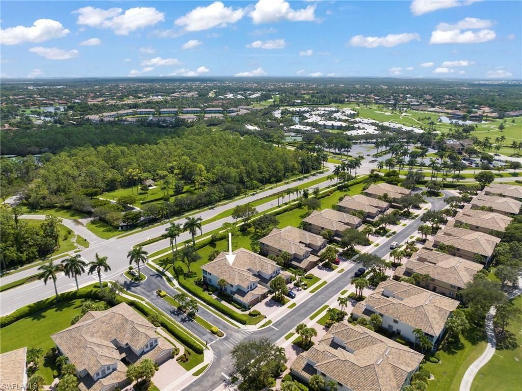6840 Ascot Dr, Unit 1-201, Naples, FL 34113 Photo