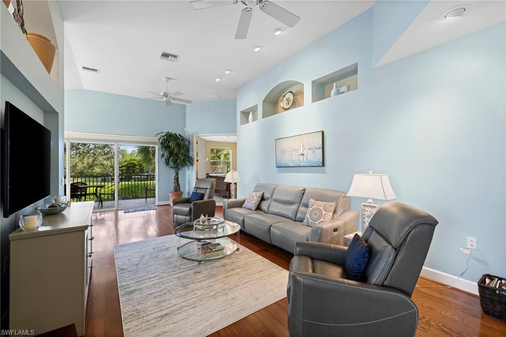 6840 Ascot Dr, Unit 1-201, Naples, FL 34113 Photo