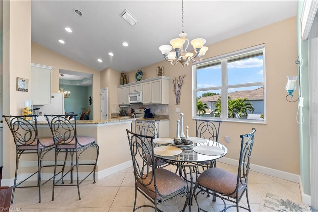 6840 Ascot Dr, Unit 1-201, Naples, FL 34113 Photo