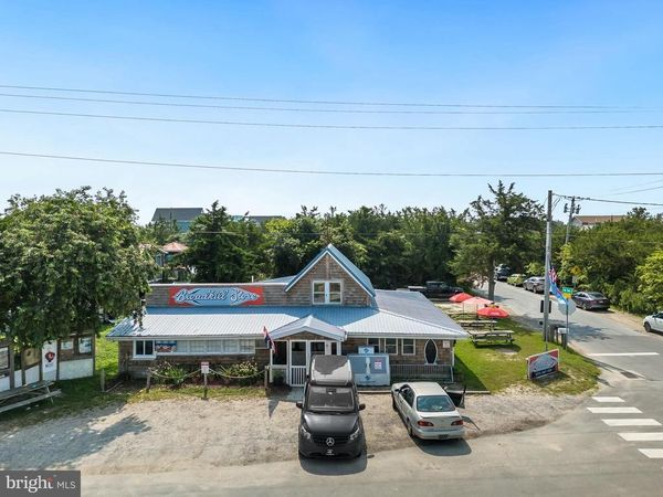 2 S BAY SHORE DRIVE, MILTON, DE 19968