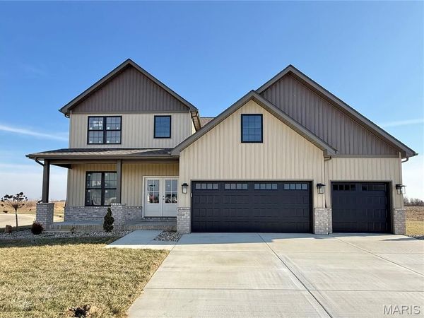 3020 Mobile Drive, Glen Carbon, IL 62034