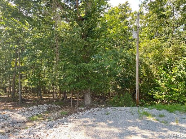 5101 W Loop Drive, Perryville, MO 63775