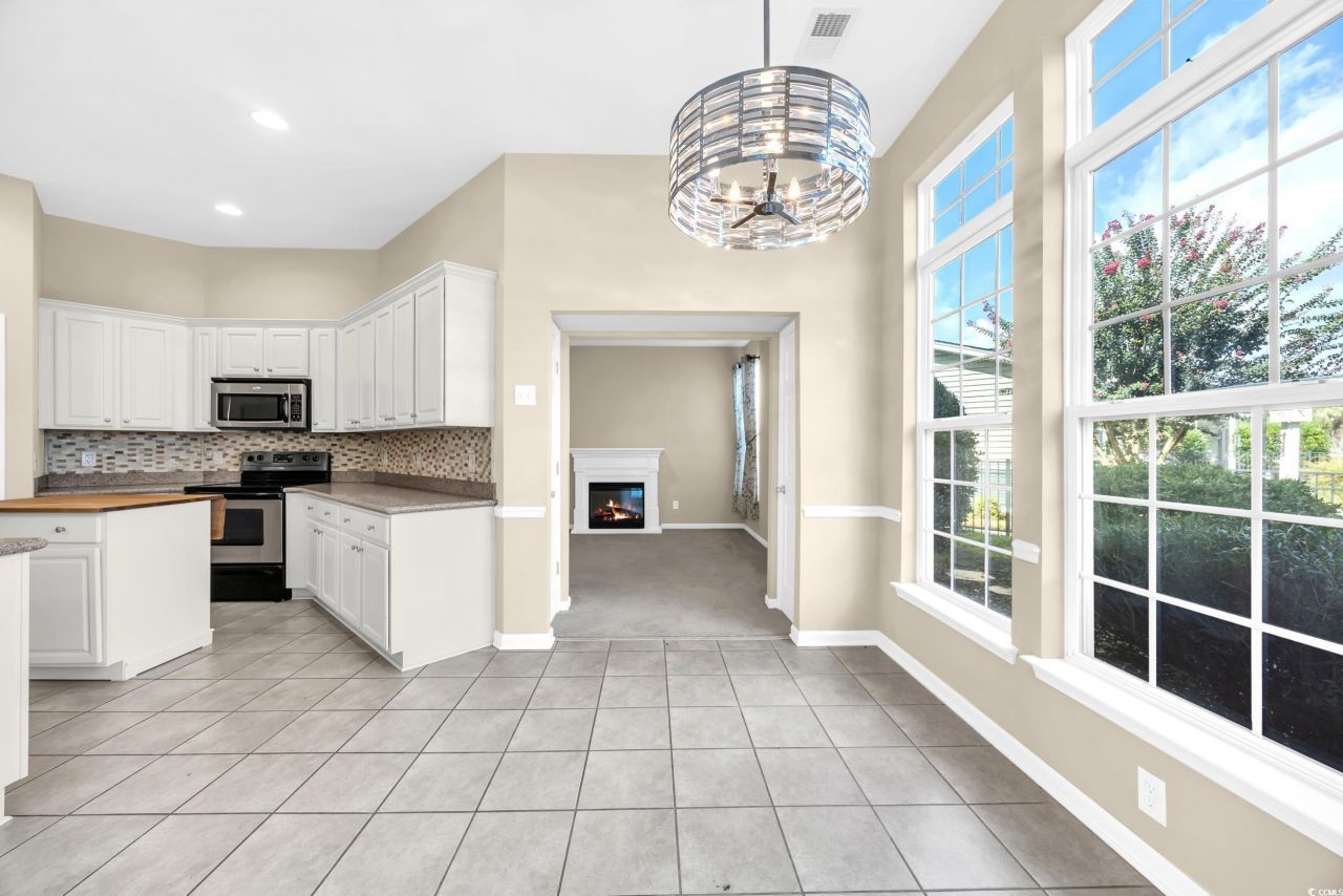 414 Carriage Lake Dr. Photo 12